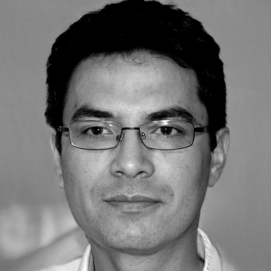 Portrait de Julien Moreau, expert en finance d'entreprise